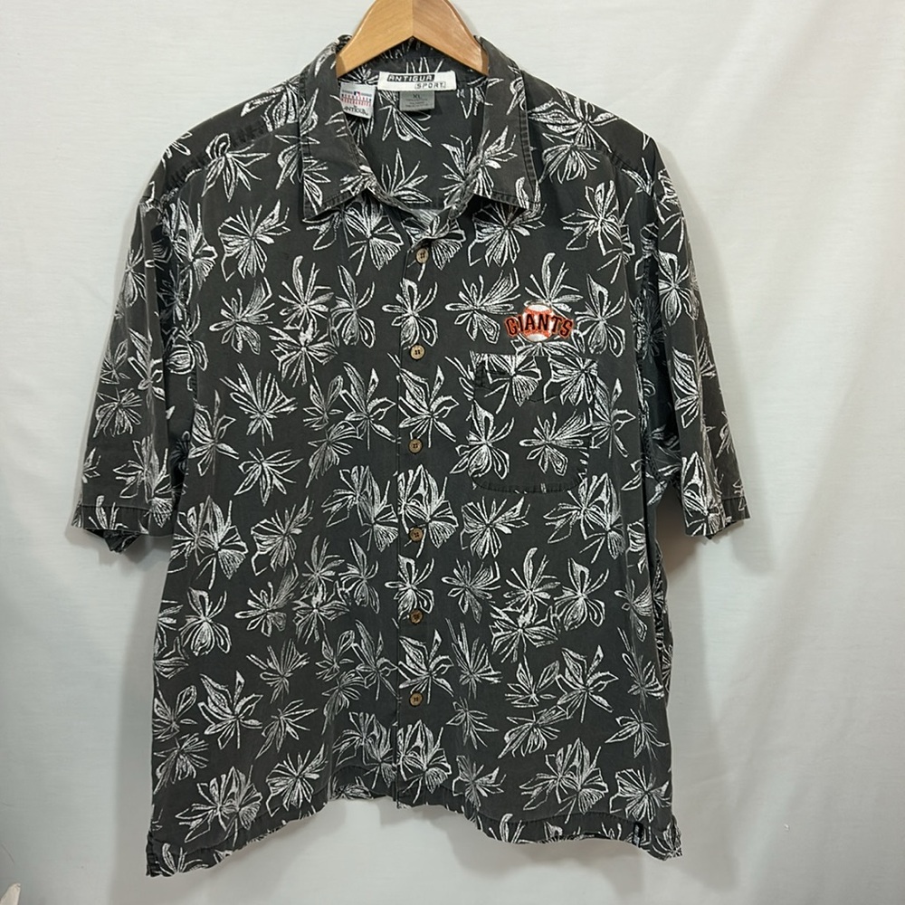 San Francisco Giants Antigua Sport MLB  Aloha Shirt - Picture 10 of 11